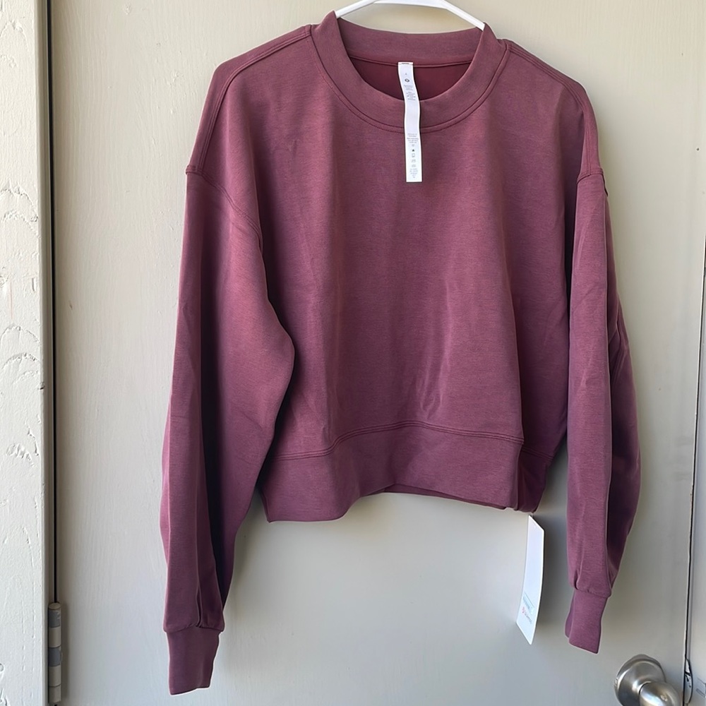 Lulu lemon light sweater purple soft nice new!